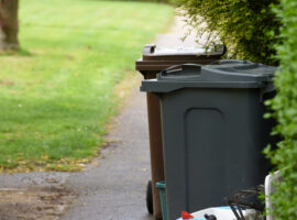 Commander ou réparer un bac à ordures ménagères